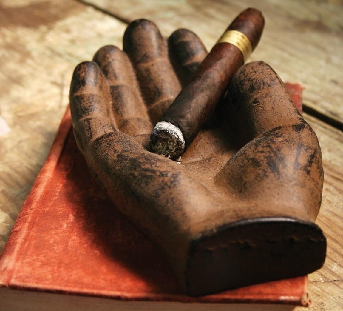 Cast Iron Cigar Hand Ashtray