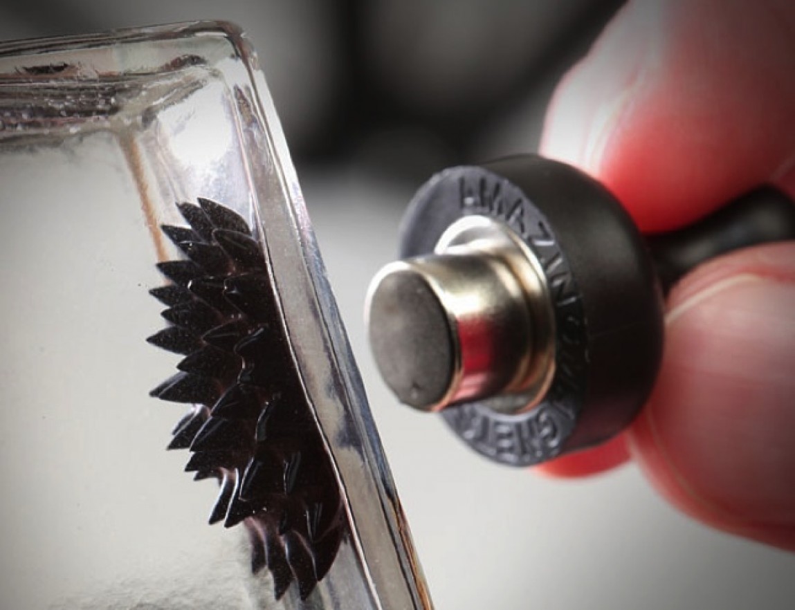 Addicting Ferrofluid Display