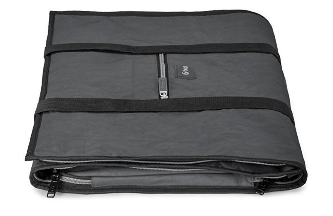 Have A 2In1 Garment Bag And Duffle Bag With The Biaggi Hangeroo!