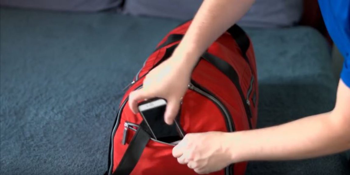 Have A 2In1 Garment Bag And Duffle Bag With The Biaggi Hangeroo!