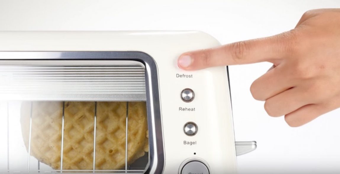 The Dash Clear View Toaster Has A See Through Window So You Don't Burn