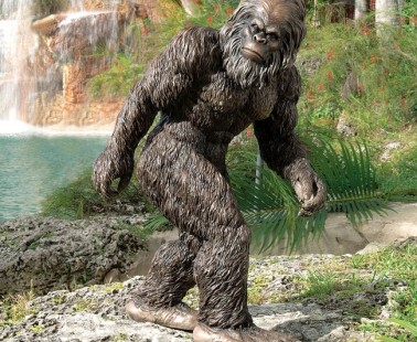 Bigfoot: The Garden Yeti Statue