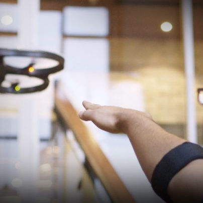 MYO Lets You Control Almost Any Digital Device With Your Muscles