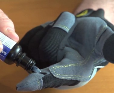 AnyGlove Turns Almost Any Gloves Into Touchscreen Compatible Gloves