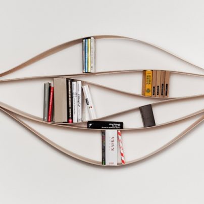 Chuck – A Modern and Flexible Bookshelf Design