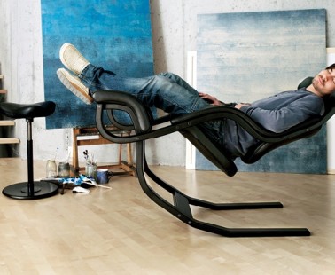 Gravity Balans – The Zero Gravity Recliner Chair by Varier