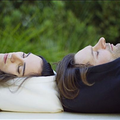 Inflatable Hoodie Lets You Catch Up on Your Sleep in Public