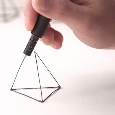 A 3D Printing Pen That Lets You Doodle In The Air