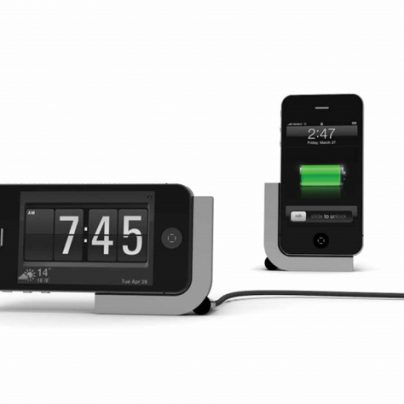MetalDock – A Solid & Minimalist iPhone Docking Station