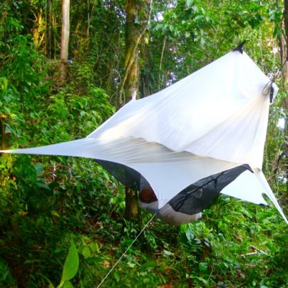 NubÃ© – The Elevated Hammock Shelter