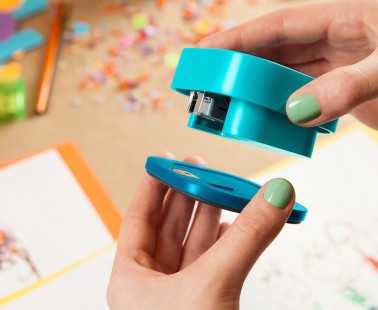 A Stapler That Can Get To Those Hard To Reach Spots