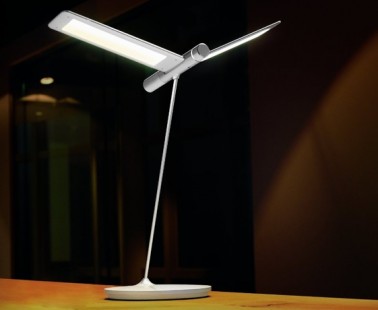 Seagull LED Table Lamp