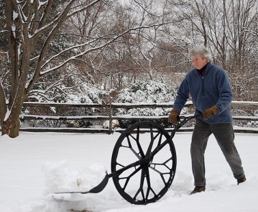 A Wheeled Snow Shovel