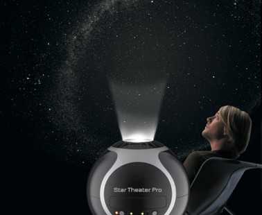 Star Theater Pro Turns Your Home into a Planetarium
