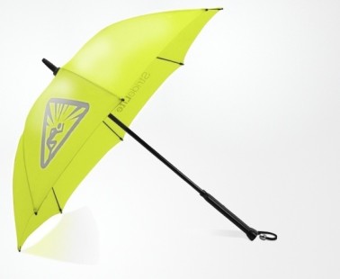 StrideLite – An Illuminated Umbrella by Bright Night