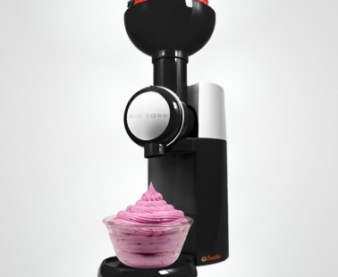 The Swirlio Makes Frozen Desserts From Nothing But Fruits