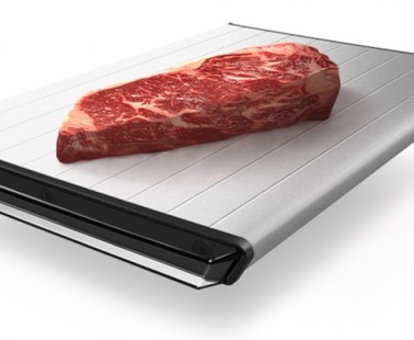 Defrost Your Meat Without Heat On This Specially Designed Defrosting Tray