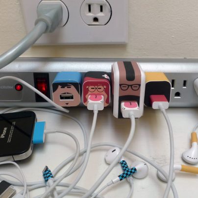 Whooz? – Personalize Your iDevice Cords