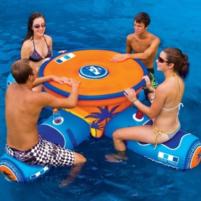 WOW Aqua Table – A 4-Person Floating Picnic Table With Built-In Cooler