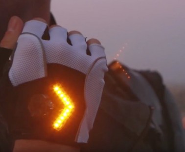 The Zackees Turn Signal Gloves Will Help You Stay Safe on Your Bike