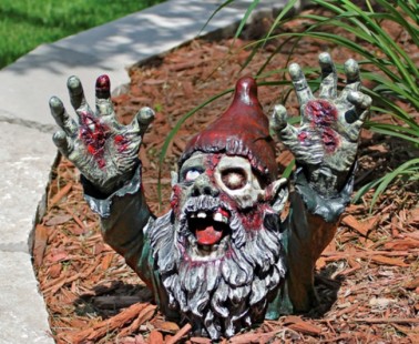 Zombie Gnombie